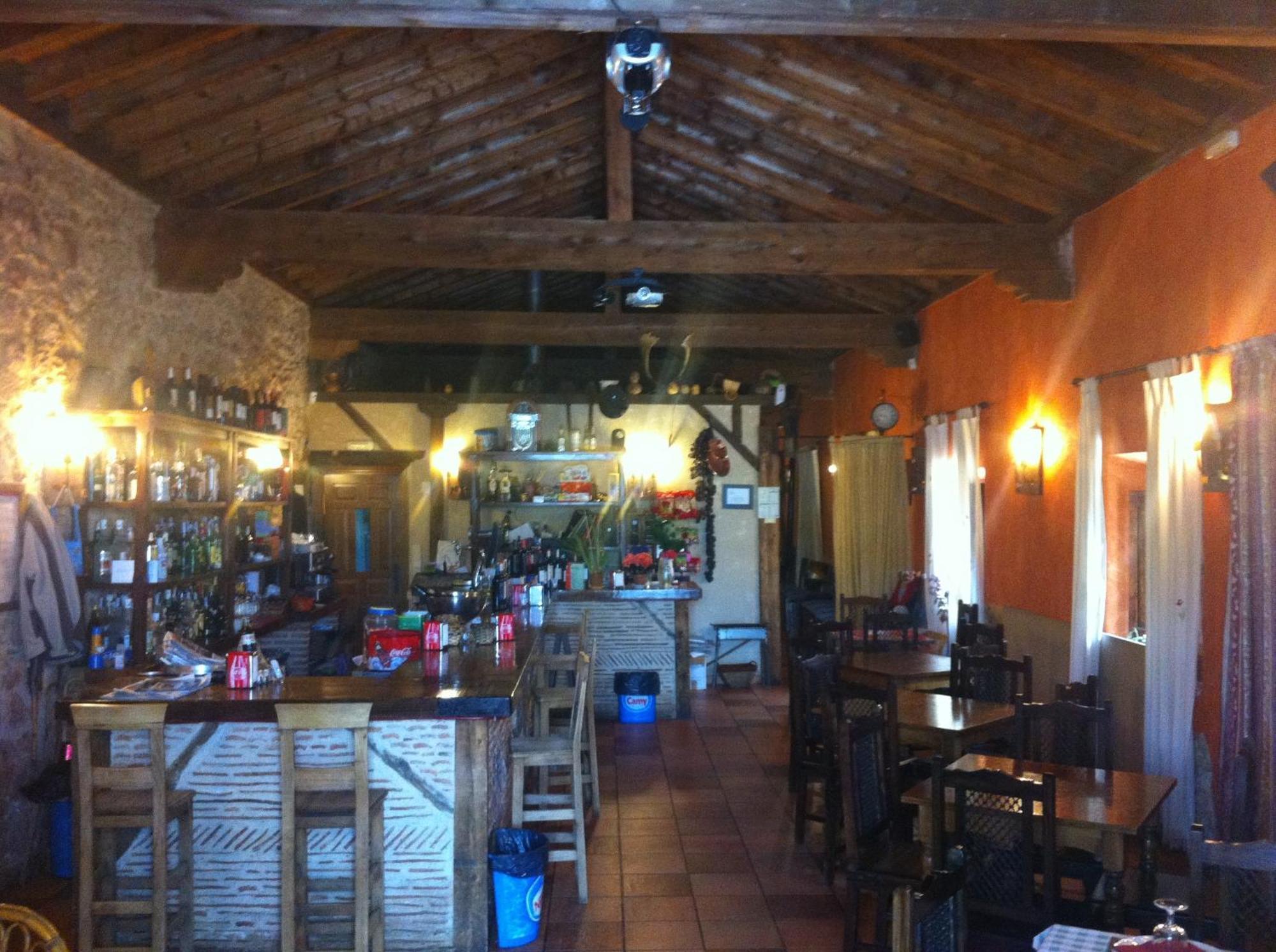 El Senorio De La Serrezuela Aldeanueva de la Serrezuela Bagian luar foto